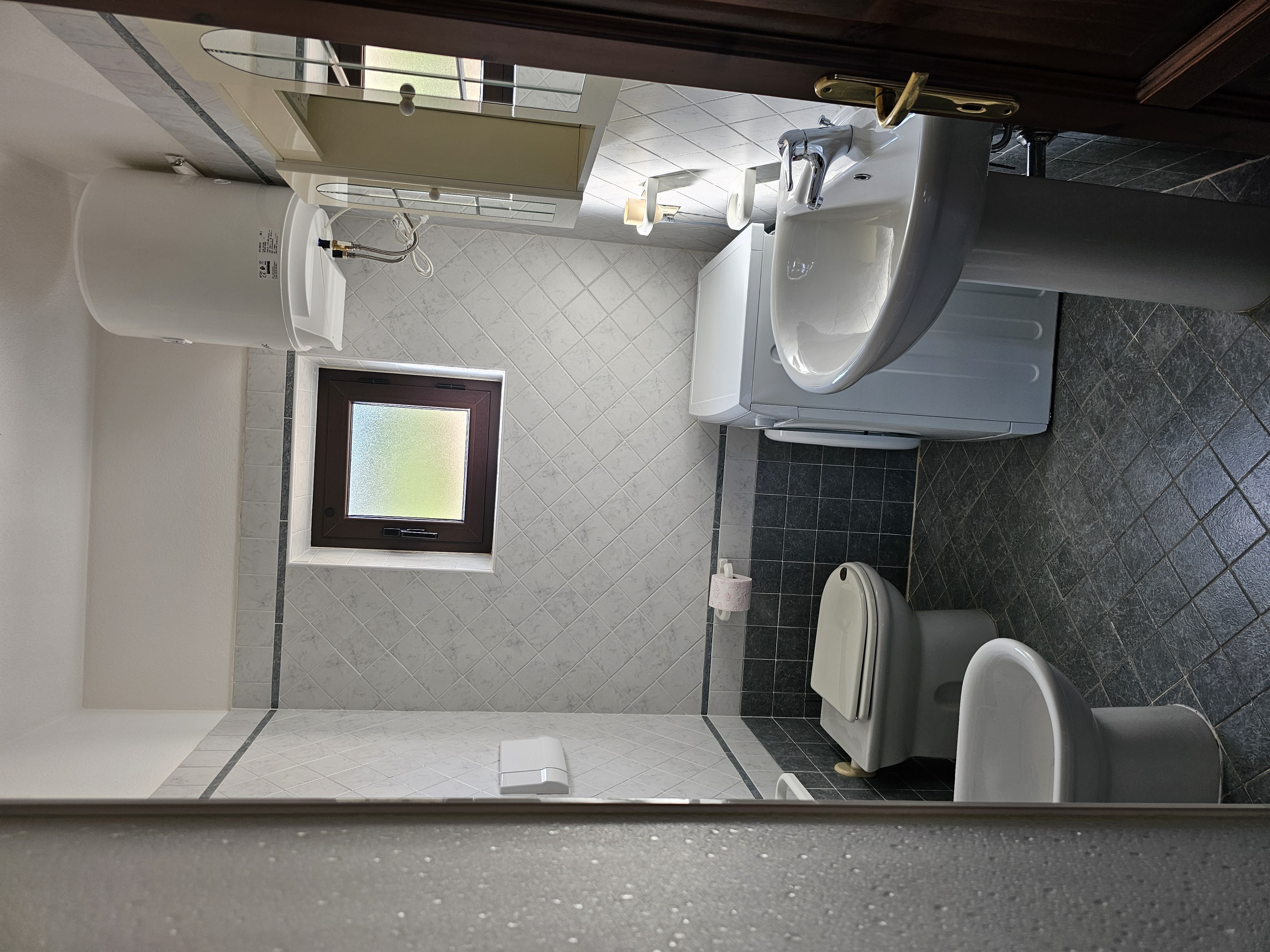 Bagno Bilocale