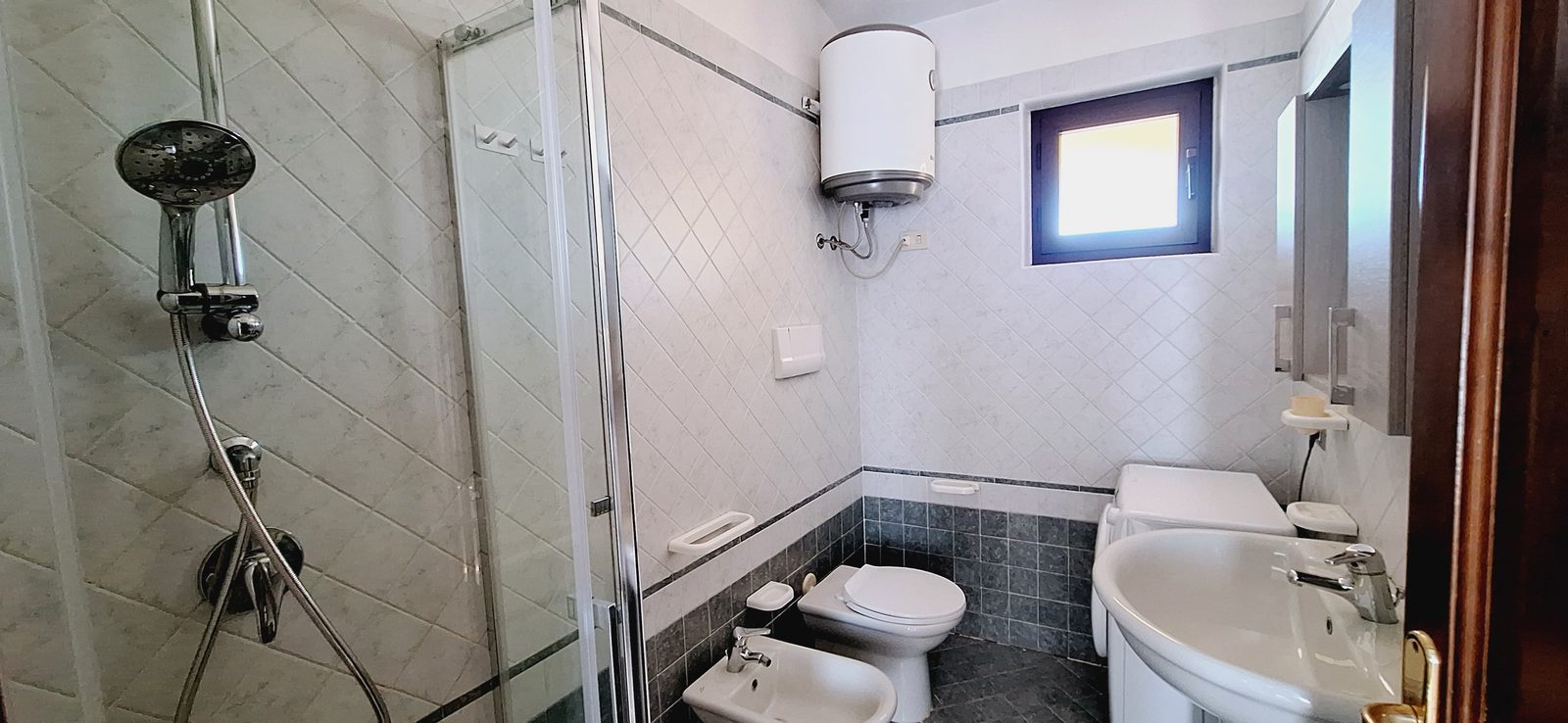 Bagno Trilocale 3