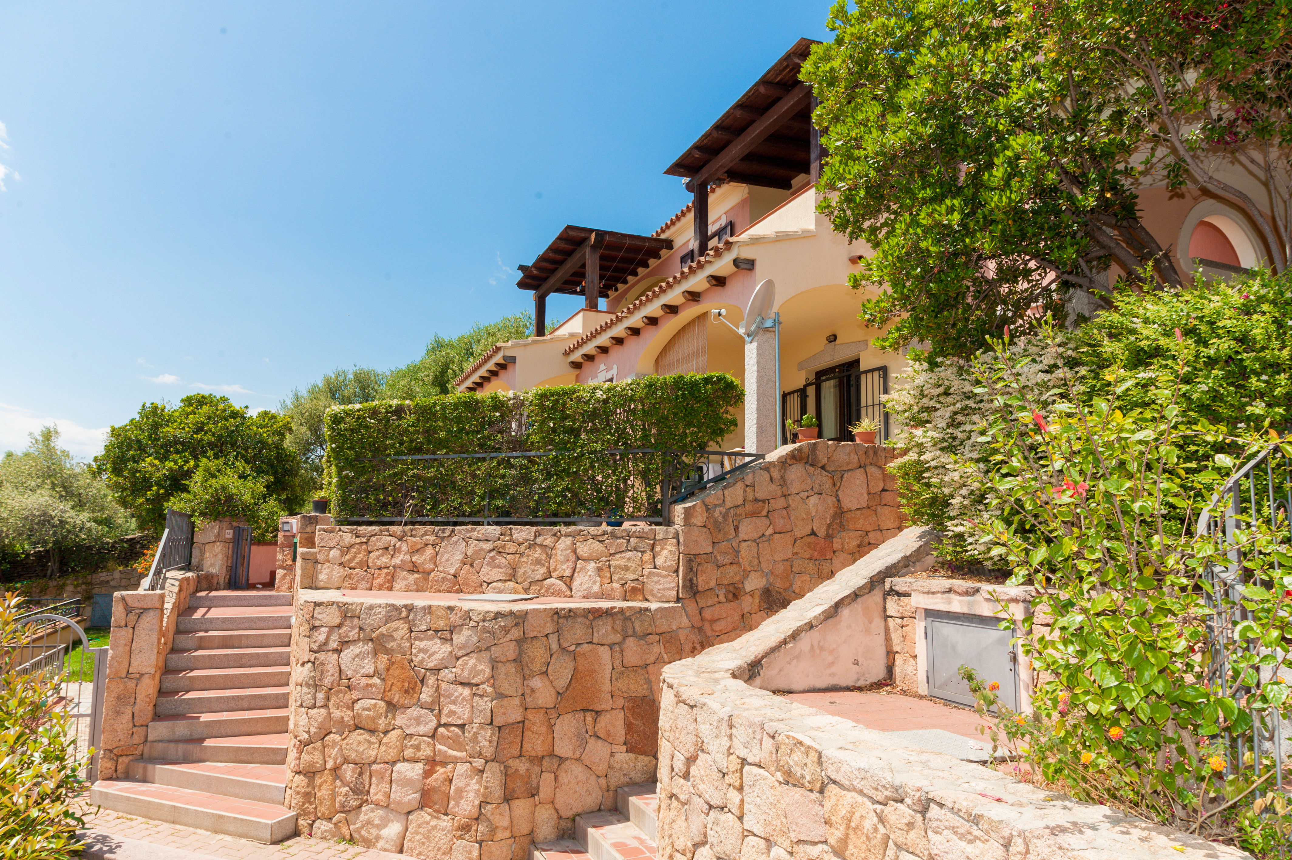 Trilo 3 posti — Residenze del Sole